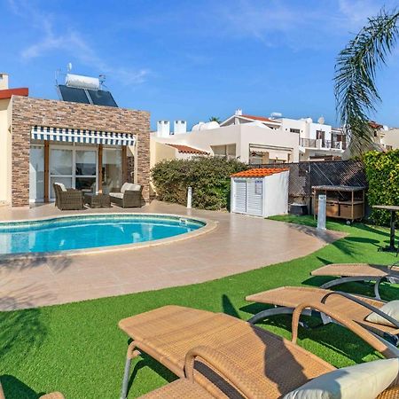 Tequila Sunrise By Ezoria Villas Coral Bay Exterior photo